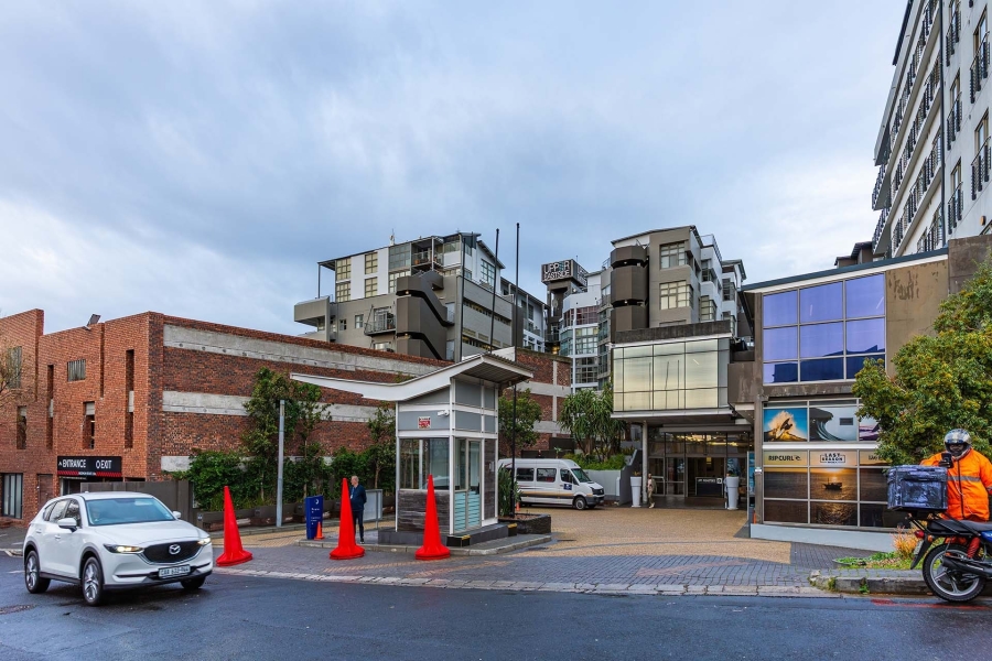 1 Bedroom Property for Sale in Woodstock Western Cape